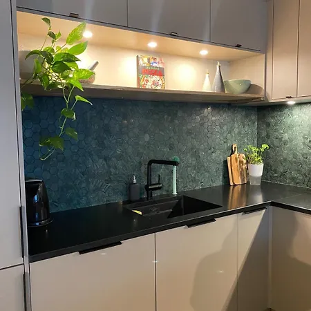 Apartment Stylish 3-room With Free Parking *